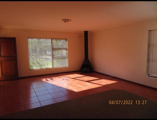 3 BEDROOM PROPERTY TO RENT IN JAKARANDAS